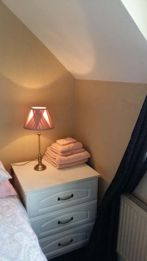 Lir B&B Multyfarnham Экстерьер фото